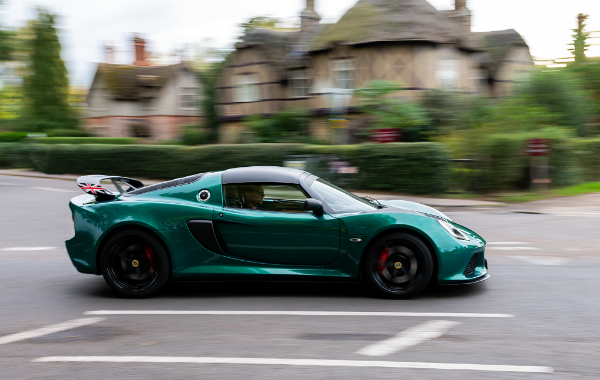 A photograph from a car photography session in Lowestoft, Green Lotus Exige 350 Cup